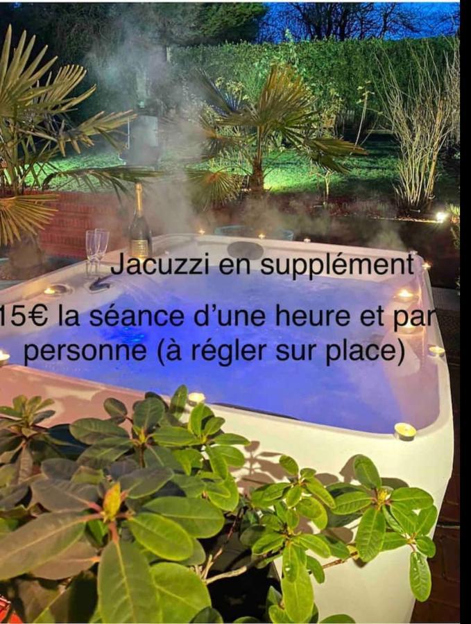 Le Jacuzzi De Marie Ll Apartment ทูร์กวง ภายนอก รูปภาพ